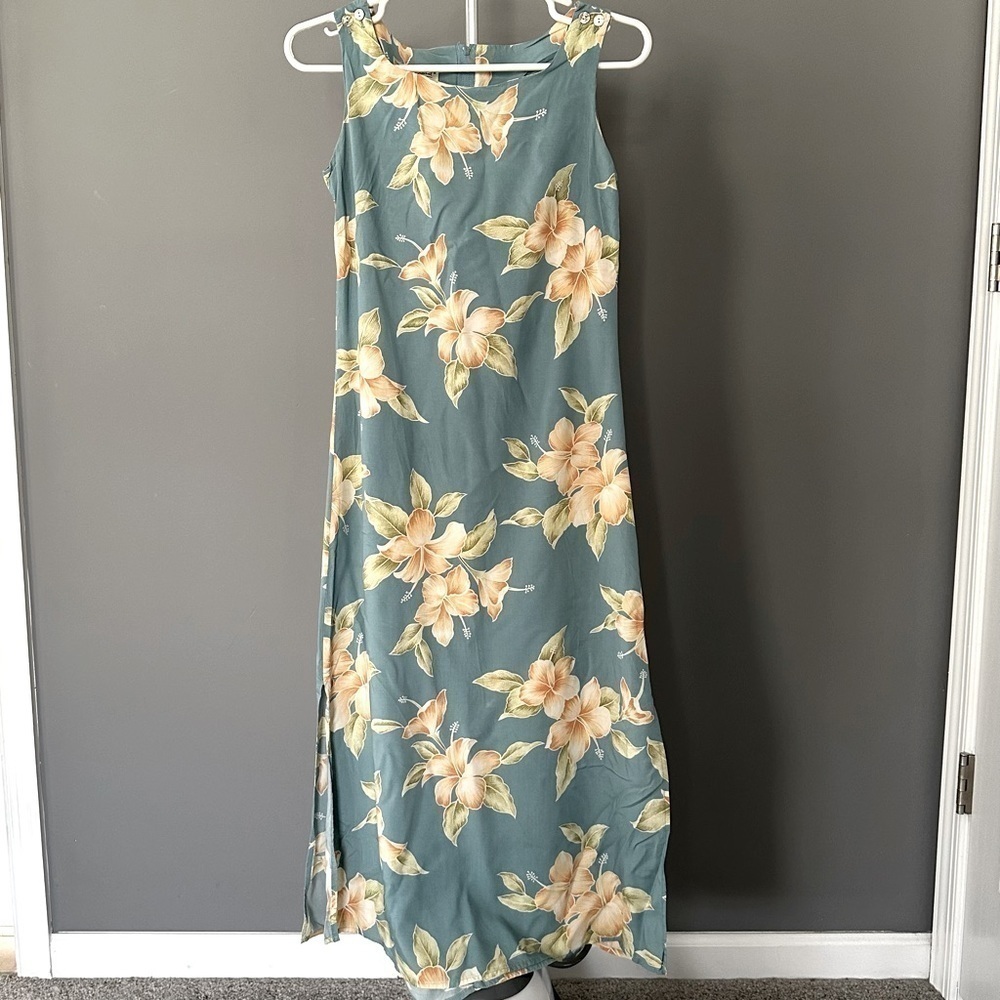 Tori Richard Honolulu Floral Dress